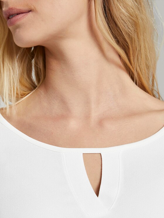 Long-sleeved shirt with V-opening - Women - Whisper White Long-sleeved shirt with V-opening - Women - Whisper White - 9 - TOM TAILOR