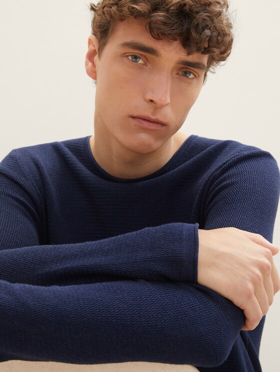 Strukturierter Pullover