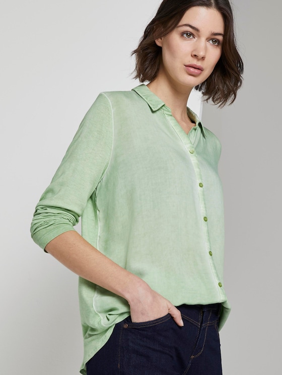 Blouse top with a decorative button tab - Women - sundried turf green Blouse top with a decorative button tab - Women - sundried turf green - 5 - TOM TAILOR