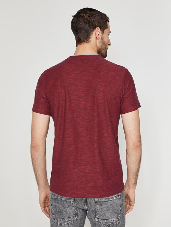 Gestreiftes Henley-T-Shirt - Männer - red navy stripe Gestreiftes Henley-T-Shirt - Männer - red navy stripe - 2 - TOM TAILOR