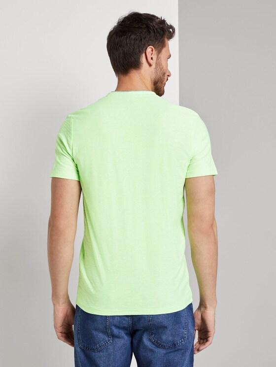 Gestreiftes Henley-T-Shirt - Männer - neon green white fine stripe Gestreiftes Henley-T-Shirt - Männer - neon green white fine stripe - 2 - TOM TAILOR