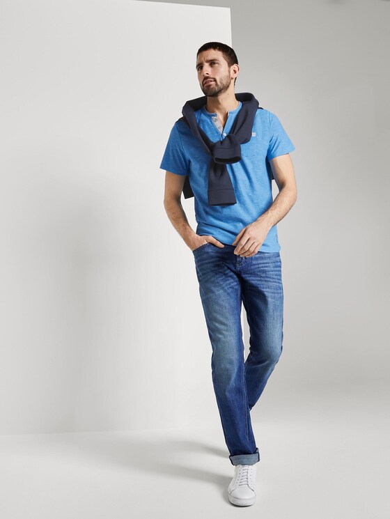 Gestreiftes Henley-T-Shirt - Männer - blue fine stripe Gestreiftes Henley-T-Shirt - Männer - blue fine stripe - 3 - TOM TAILOR