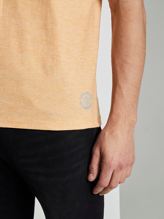Gestreiftes Henley-T-Shirt - Männer - yellow white fine stripe Gestreiftes Henley-T-Shirt - Männer - yellow white fine stripe - 9 - TOM TAILOR
