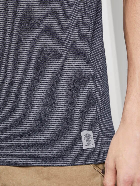Gestreiftes T-Shirt mit Brusttasche - Männer - navy mocktwist stripe Gestreiftes T-Shirt mit Brusttasche - Männer - navy mocktwist stripe - 10 - TOM TAILOR