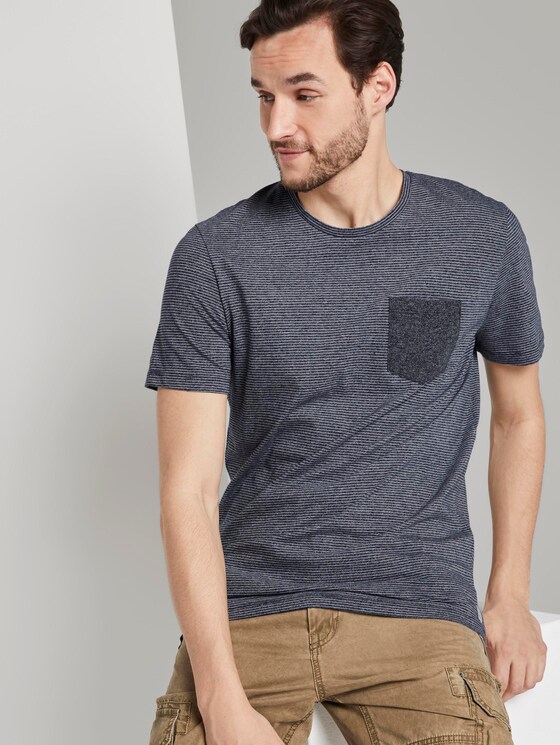Gestreiftes T-Shirt mit Brusttasche - Männer - navy mocktwist stripe Gestreiftes T-Shirt mit Brusttasche - Männer - navy mocktwist stripe - 5 - TOM TAILOR