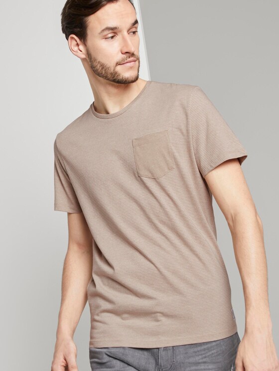 Gestreiftes T-Shirt mit Brusttasche - Männer - sandy mocktwist stripe Gestreiftes T-Shirt mit Brusttasche - Männer - sandy mocktwist stripe - 5 - TOM TAILOR