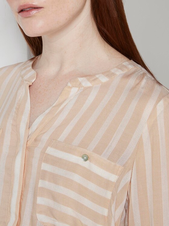 Gestreifte Bluse mit Taschen - Frauen - beige offwhite vertical stripe Gestreifte Bluse mit Taschen - Frauen - beige offwhite vertical stripe - 9 - TOM TAILOR