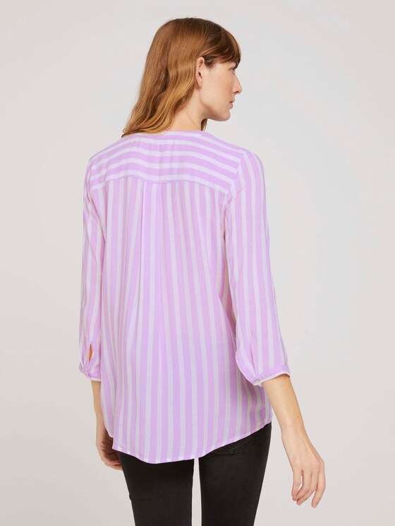 Gestreifte Bluse mit Taschen - Frauen - lilac white vertical stripe Gestreifte Bluse mit Taschen - Frauen - lilac white vertical stripe - 2 - TOM TAILOR