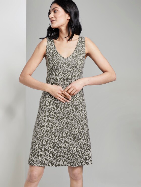 Gemustertes Kleid mit V-Ausschnitt - Frauen - khaki offwhite floral design Gemustertes Kleid mit V-Ausschnitt - Frauen - khaki offwhite floral design - 5 - TOM TAILOR