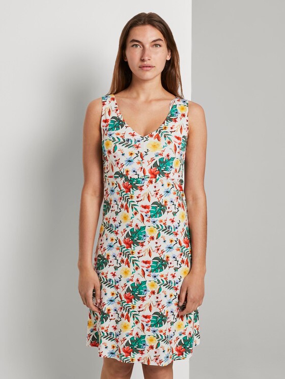 Gemustertes Kleid mit V-Ausschnitt - Frauen - white watercolor flower design Gemustertes Kleid mit V-Ausschnitt - Frauen - white watercolor flower design - 1 - TOM TAILOR