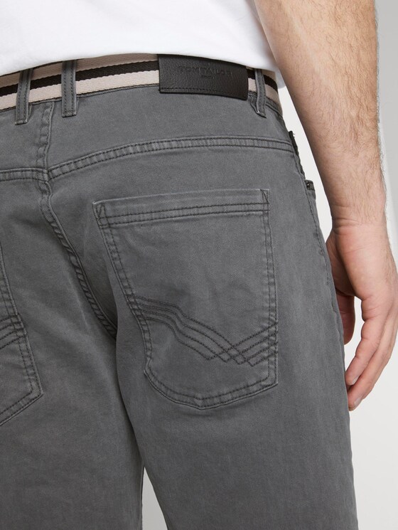 Josh Regular Slim Jeans-Shorts mit Gürtel - Männer - Tarmac Grey Josh Regular Slim Jeans-Shorts mit Gürtel - Männer - Tarmac Grey - 10 - TOM TAILOR