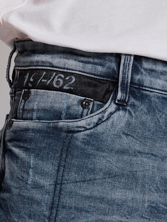 Morris relaxed Bermuda denim shorts - Men - light stone wash denim Morris relaxed Bermuda denim shorts - Men - light stone wash denim - 10 - TOM TAILOR