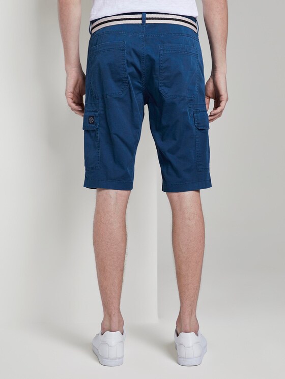 Gemusterte Cargo-Shorts mit Gürtel - Männer - blue minimal structure check Gemusterte Cargo-Shorts mit Gürtel - Männer - blue minimal structure check - 2 - TOM TAILOR