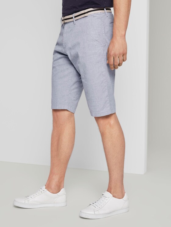 Gemusterte Josh Regular Slim Bermuda-Shorts mit Gürtel - Männer - Light Grey Mélange Stripe Gemusterte Josh Regular Slim Bermuda-Shorts mit Gürtel - Männer - Light Grey Mélange Stripe - 11 - TOM TAILOR