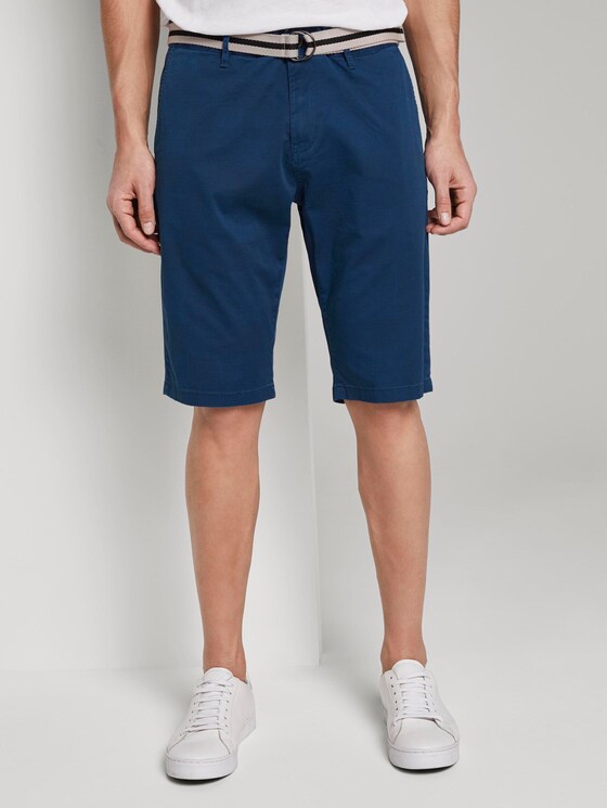 Gemusterte Josh Regular Slim Bermuda-Shorts mit Gürtel - Männer - blue minimal structure check Gemusterte Josh Regular Slim Bermuda-Shorts mit Gürtel - Männer - blue minimal structure check - 1 - TOM TAILOR