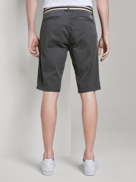 Gemusterte Josh Regular Slim Bermuda-Shorts mit Gürtel - Männer - black rhomb design Gemusterte Josh Regular Slim Bermuda-Shorts mit Gürtel - Männer - black rhomb design - 2 - TOM TAILOR