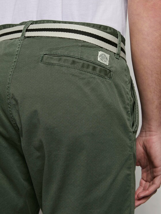 Gemusterte Josh Regular Slim Bermuda-Shorts mit Gürtel - Männer - green rhomb design Gemusterte Josh Regular Slim Bermuda-Shorts mit Gürtel - Männer - green rhomb design - 10 - TOM TAILOR