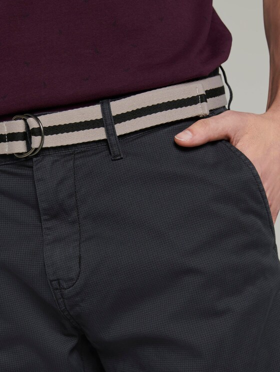 Gemusterte Josh Regular Slim Bermuda-Shorts mit Gürtel - Männer - blue t design Gemusterte Josh Regular Slim Bermuda-Shorts mit Gürtel - Männer - blue t design - 9 - TOM TAILOR