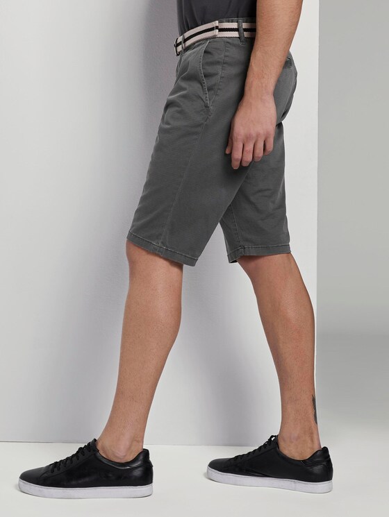 Gemusterte Josh Regular Slim Bermuda-Shorts mit Gürtel - Männer - grey bean design Gemusterte Josh Regular Slim Bermuda-Shorts mit Gürtel - Männer - grey bean design - 11 - TOM TAILOR