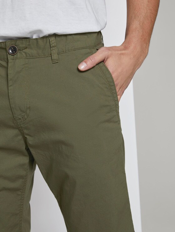Josh Regular Slim Chino-Shorts - Männer - Olive Night Green Josh Regular Slim Chino-Shorts - Männer - Olive Night Green - 9 - TOM TAILOR