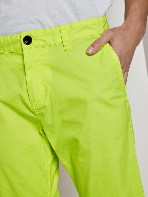 Josh Regular Slim Chino-Shorts - Männer - bright neon yellow Josh Regular Slim Chino-Shorts - Männer - bright neon yellow - 9 - TOM TAILOR