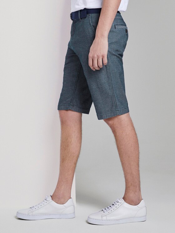 Gemusterte Josh Regular Slim Baumwoll-Shorts mit Gürtel - Männer - blue indigo structure Gemusterte Josh Regular Slim Baumwoll-Shorts mit Gürtel - Männer - blue indigo structure - 11 - TOM TAILOR