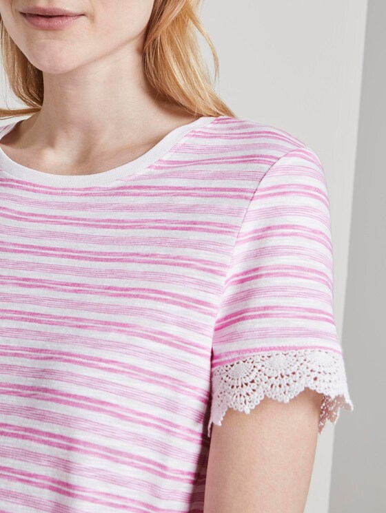 Gestreiftes T-Shirt mit Häkeldetails - Frauen - white rose stripe Gestreiftes T-Shirt mit Häkeldetails - Frauen - white rose stripe - 9 - TOM TAILOR Denim