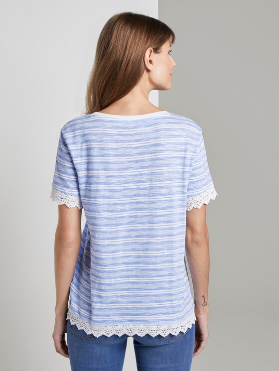 Gestreept T-shirt met gehaakte details - Vrouwen - light blue white stripe Gestreept T-shirt met gehaakte details - Vrouwen - light blue white stripe - 2 - TOM TAILOR Denim
