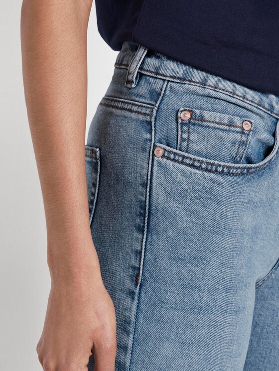 Slim Jeans Stone Wash - Frauen - light stone wash denim Slim Jeans Stone Wash - Frauen - light stone wash denim - 10 - Mine to five