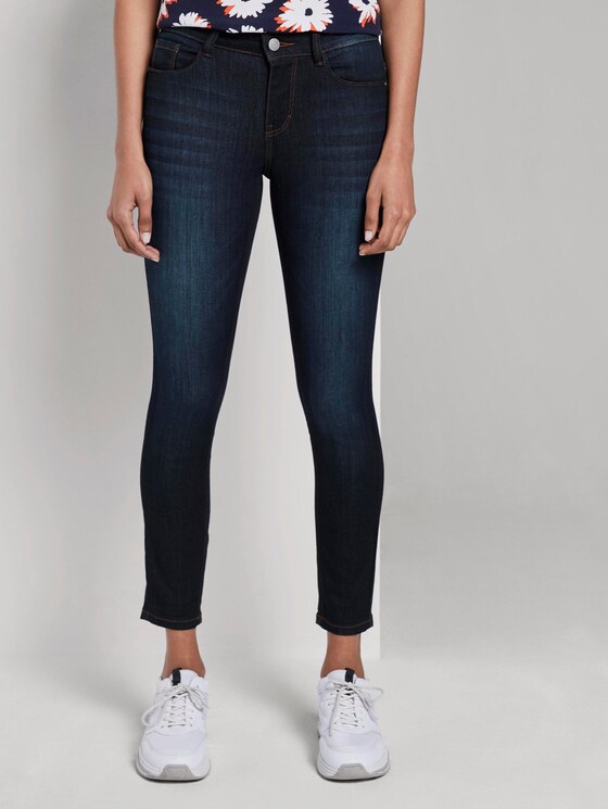 Skinny Jeans - Frauen - Rinsed Blue Denim Skinny Jeans - Frauen - Rinsed Blue Denim - 1 - Mine to five