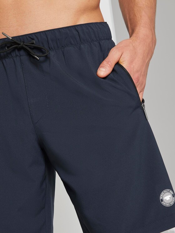 Funktionale Badeshorts mit Reißverschlusstaschen - Männer - Sky Captain Blue Funktionale Badeshorts mit Reißverschlusstaschen - Männer - Sky Captain Blue - 9 - TOM TAILOR