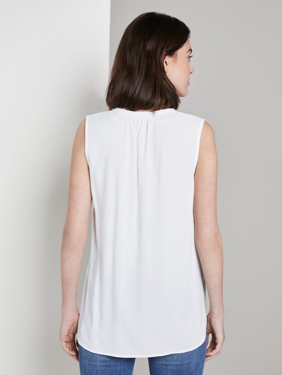 Ärmellose Bluse mit Henley-Ausschnitt - Frauen - Off White Ärmellose Bluse mit Henley-Ausschnitt - Frauen - Off White - 2 - TOM TAILOR Denim