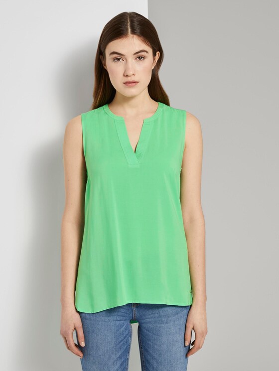 Sleeveless blouse with a Henley neckline - Women - amaranthus green Sleeveless blouse with a Henley neckline - Women - amaranthus green - 1 - TOM TAILOR Denim