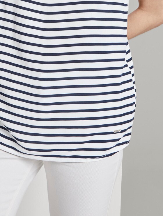 Gemustertes T-Shirt mit Cut-Out - Frauen - navy white stripe Gemustertes T-Shirt mit Cut-Out - Frauen - navy white stripe - 10 - TOM TAILOR Denim