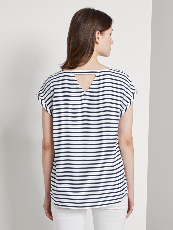 Gemustertes T-Shirt mit Cut-Out - Frauen - navy white stripe Gemustertes T-Shirt mit Cut-Out - Frauen - navy white stripe - 2 - TOM TAILOR Denim