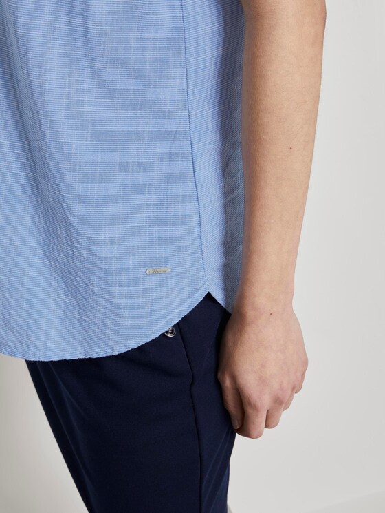 Sleeveless blouse with a Henley Neckline - Women - light blue white slub Sleeveless blouse with a Henley Neckline - Women - light blue white slub - 10 - TOM TAILOR Denim