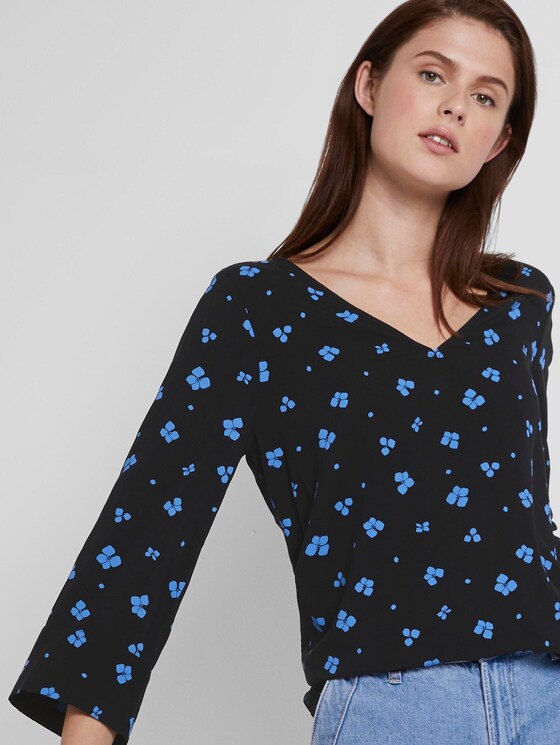 Bluse mit V-Ausschnitt und Rückendetail - Frauen - black blue flower print Bluse mit V-Ausschnitt und Rückendetail - Frauen - black blue flower print - 5 - TOM TAILOR Denim
