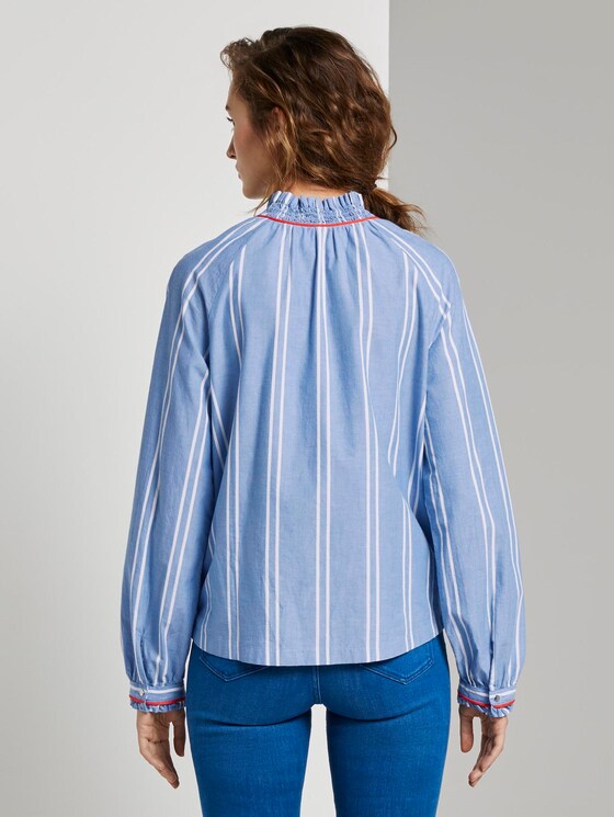 Gestreifte Bluse mit verspielten Details - Frauen - blue white stripe Gestreifte Bluse mit verspielten Details - Frauen - blue white stripe - 2 - TOM TAILOR Denim