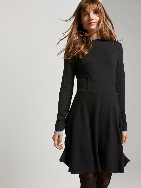 black jersey skater dress