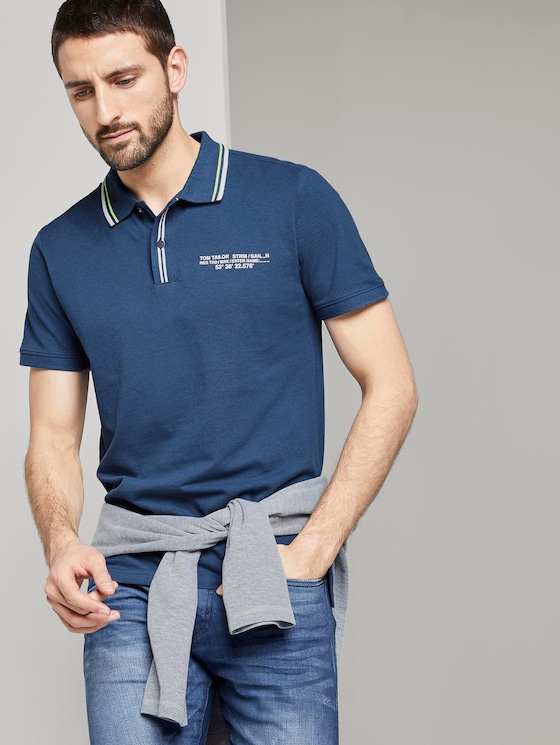 Sporty polo shirt with a print - Men - after dark blue Sporty polo shirt with a print - Men - after dark blue - 5 - TOM TAILOR