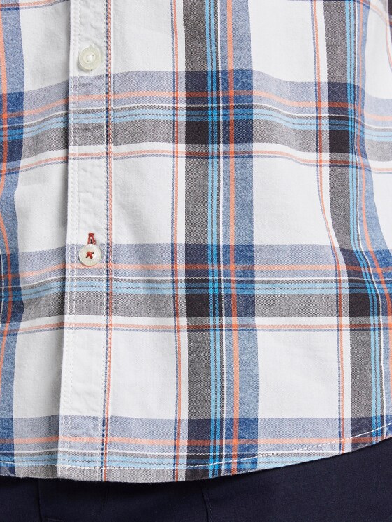 Kariertes Kurzarmhemd - Männer - white base navy washed check Kariertes Kurzarmhemd - Männer - white base navy washed check - 10 - TOM TAILOR