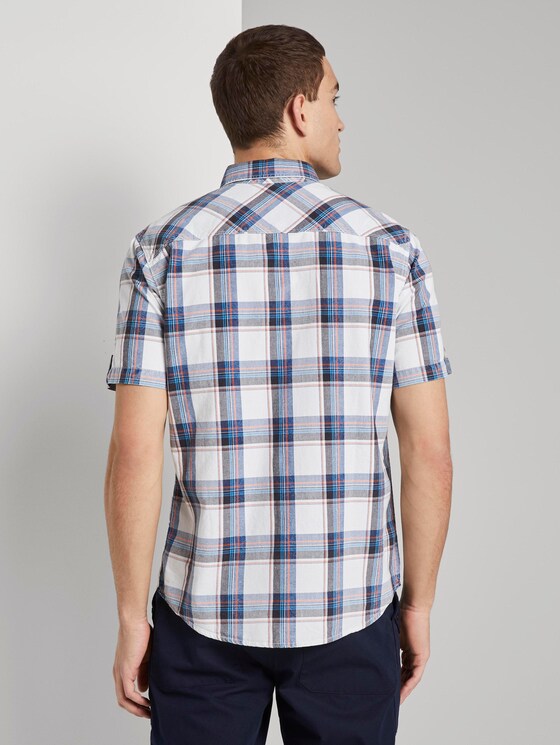 Kariertes Kurzarmhemd - Männer - white base navy washed check Kariertes Kurzarmhemd - Männer - white base navy washed check - 2 - TOM TAILOR
