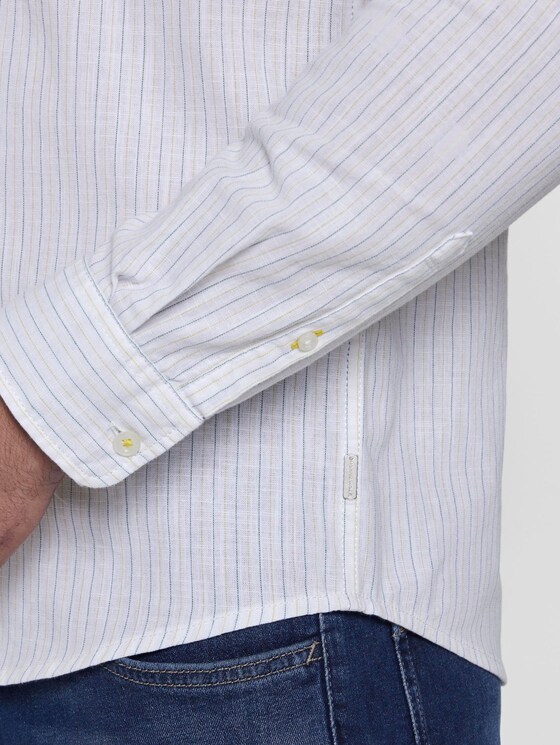 Checked shirt with a piped pocket - Men - white base green yellow stripe Checked shirt with a piped pocket - Men - white base green yellow stripe - 10 - TOM TAILOR