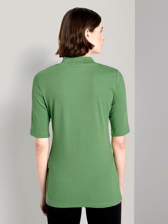 Gestreiftes T-Shirt mit Rollkragen - Frauen - sundried turf green Gestreiftes T-Shirt mit Rollkragen - Frauen - sundried turf green - 2 - TOM TAILOR