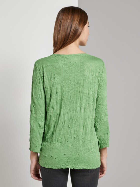 Gemustertes Shirt in Crincle-Optik - Frauen - sundried turf green Gemustertes Shirt in Crincle-Optik - Frauen - sundried turf green - 2 - TOM TAILOR