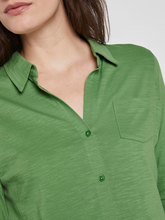 Hemdbluse mit seitlichem Ripp-Einsatz - Frauen - sundried turf green Hemdbluse mit seitlichem Ripp-Einsatz - Frauen - sundried turf green - 10 - TOM TAILOR