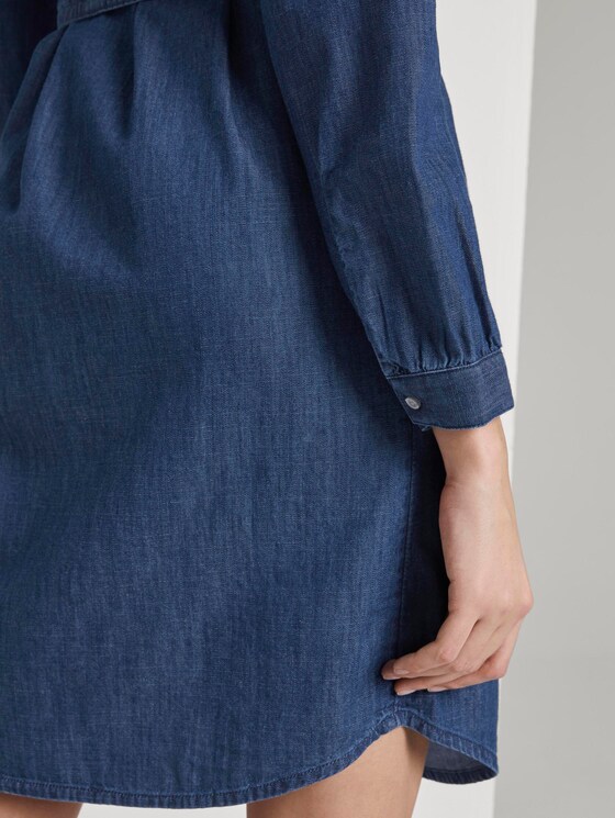 Mini Jeanskleid mit Bindegürtel - Frauen - dark stone wash denim Mini Jeanskleid mit Bindegürtel - Frauen - dark stone wash denim - 10 - TOM TAILOR
