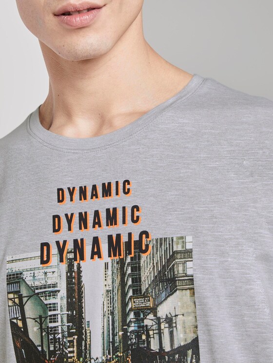 Gestreiftes T-Shirt mit Print - Männer - grey yarn dye stripe Gestreiftes T-Shirt mit Print - Männer - grey yarn dye stripe - 9 - TOM TAILOR Denim