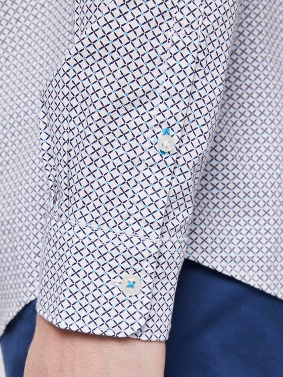 Gemustertes Hemd - Männer - white navy geometric design Gemustertes Hemd - Männer - white navy geometric design - 10 - TOM TAILOR