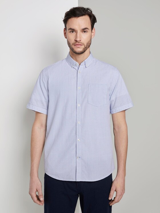 Strukturiertes Kurzarmhemd mit Streifen - Männer - light blue white dobby stripe Strukturiertes Kurzarmhemd mit Streifen - Männer - light blue white dobby stripe - 1 - TOM TAILOR